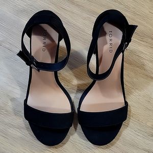 Torrid 4'' Black Tapered Heels